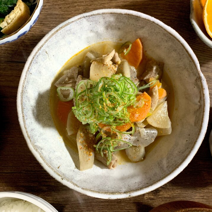キムチの素が味の決め手!我が家のもつ煮